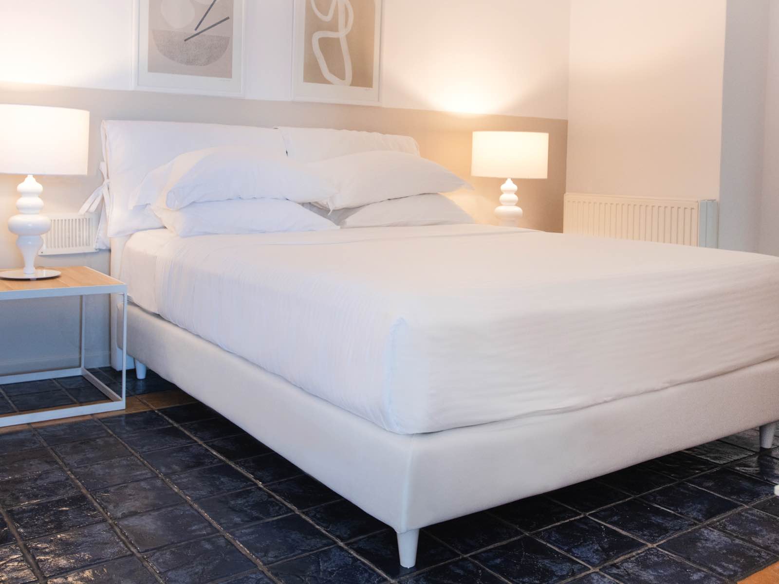 lilium hotel santorini honeymoon suite 02