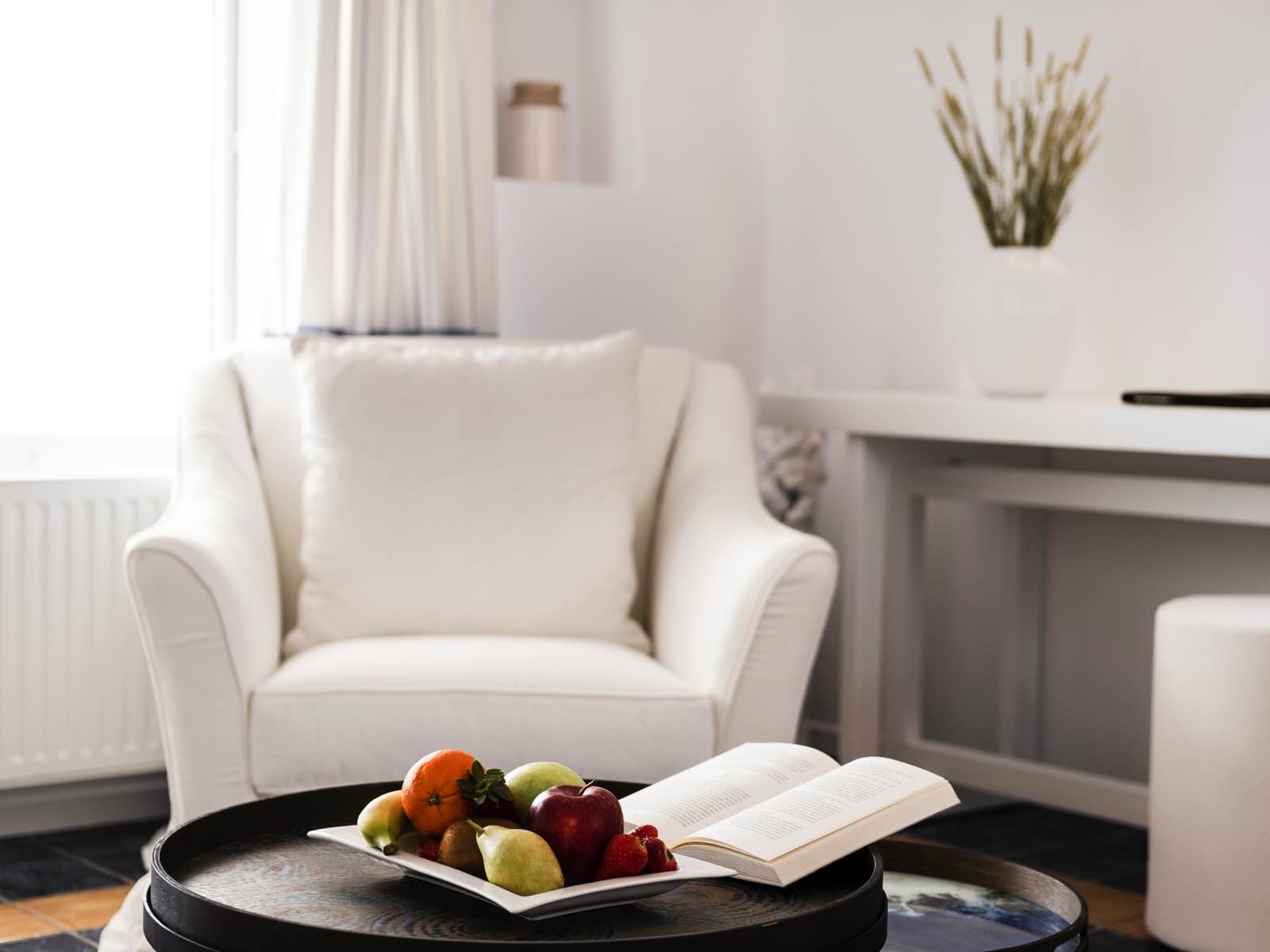 lilium hotel santorini suite 05