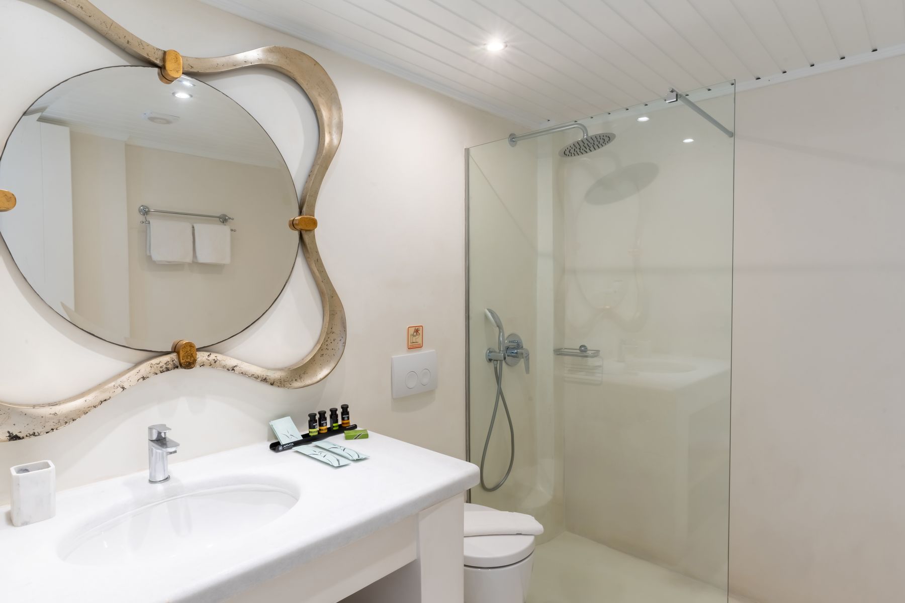 lilium_hotel_santorini_economy_comfort_room_with_sea_view_29